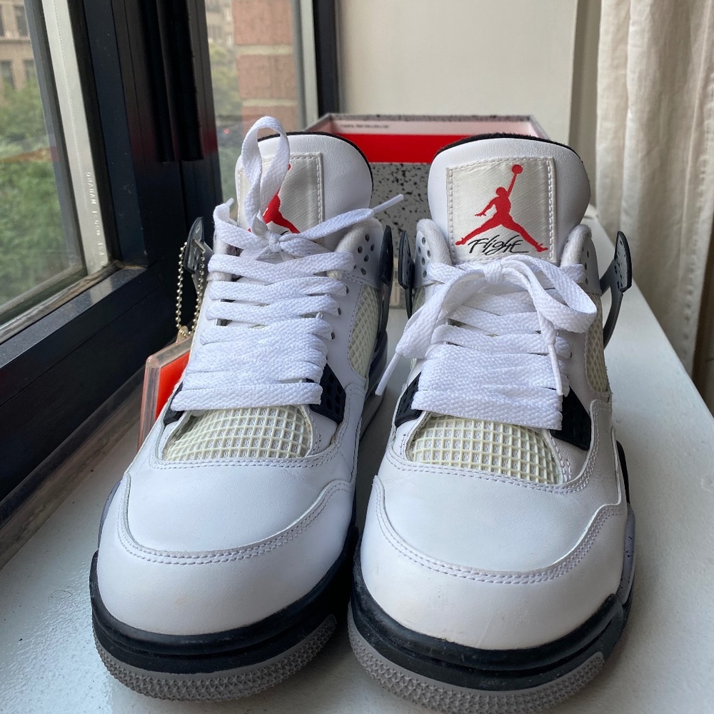 Air Jodan 4 Retro (2016)